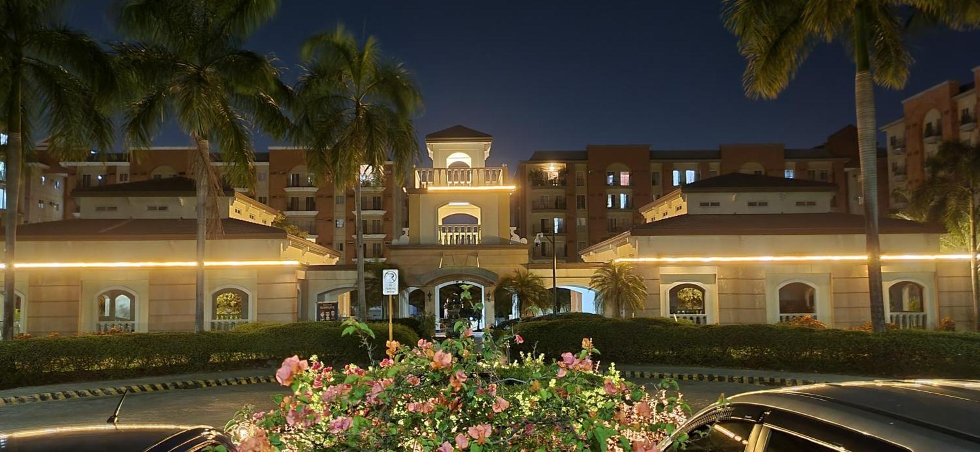 Cozy 2Br Staycation With Balcony Chateau Elysee For 4-6 Pax Paranaque City 외부 사진
