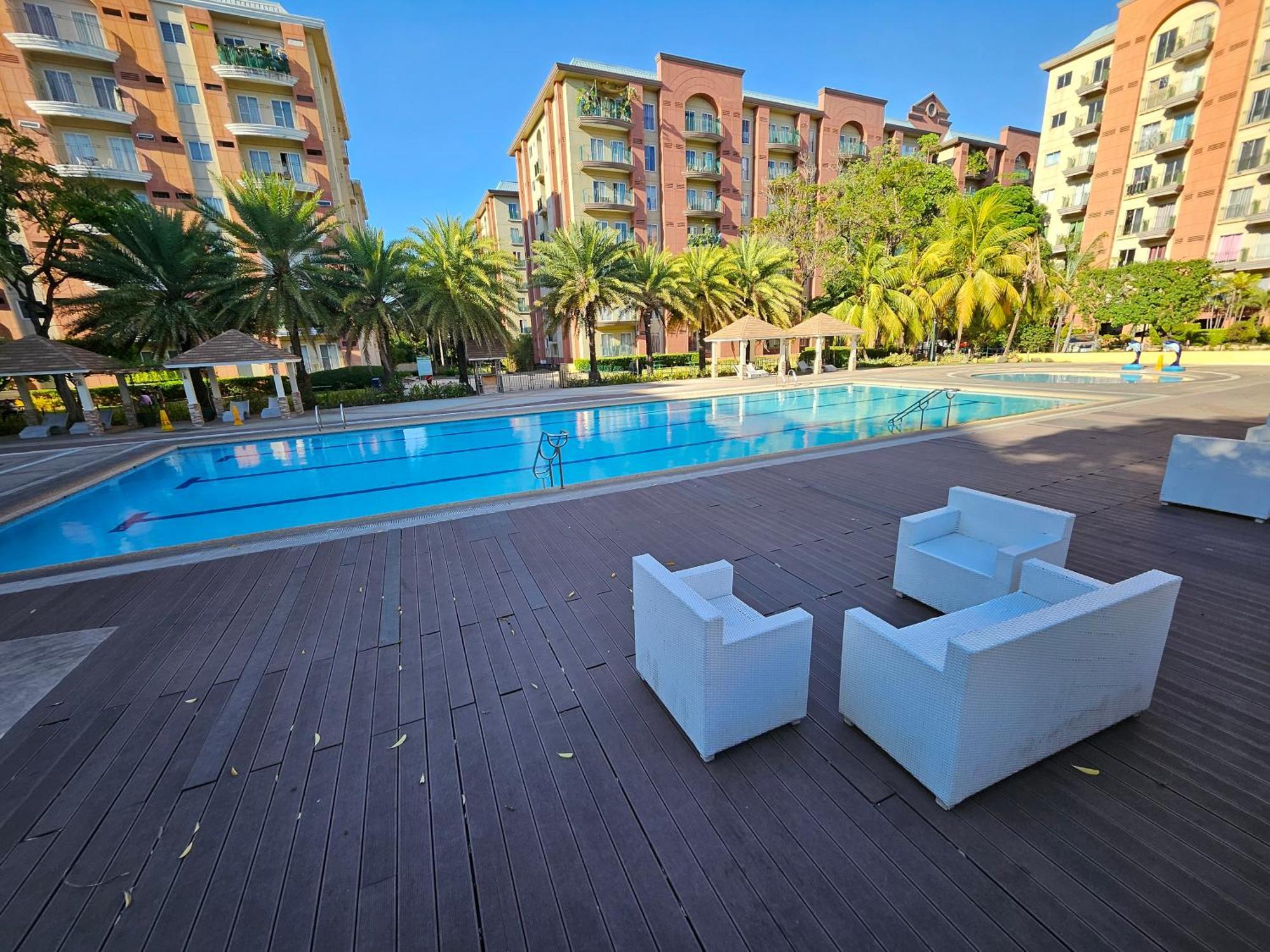 Cozy 2Br Staycation With Balcony Chateau Elysee For 4-6 Pax Paranaque City 외부 사진