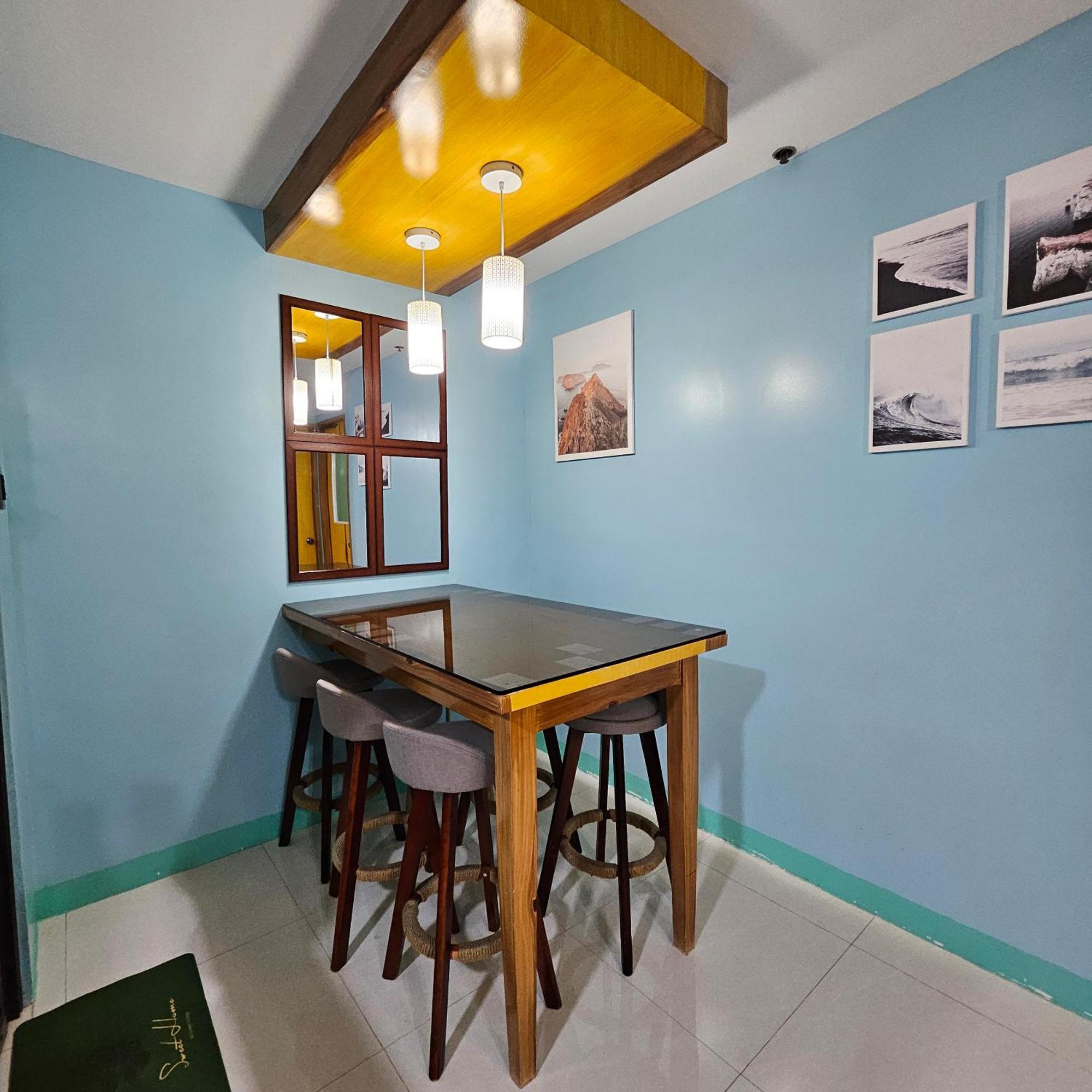 Cozy 2Br Staycation With Balcony Chateau Elysee For 4-6 Pax Paranaque City 외부 사진