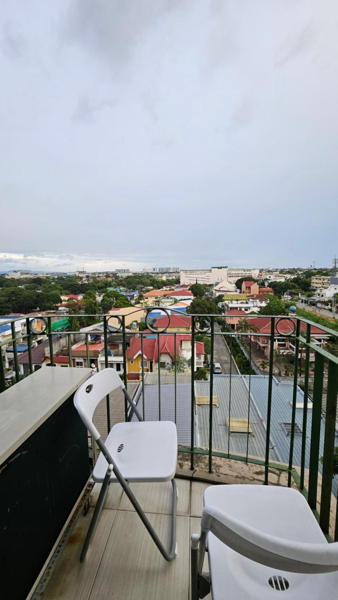 Cozy 2Br Staycation With Balcony Chateau Elysee For 4-6 Pax Paranaque City 외부 사진